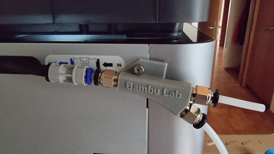 Bộ chia ống Bowden Y với kết nối PC4-M6 cho filament ngoài - Image 1