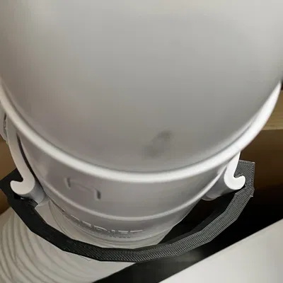 Gắn kết kẹp giữ BedJet để ngăn van rơi ra