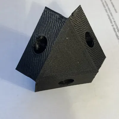 Giá đỡ góc 3 chiều cho thanh nhôm 2020