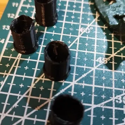 Đế bảo vệ chân cho giá đỡ bằng kim loại