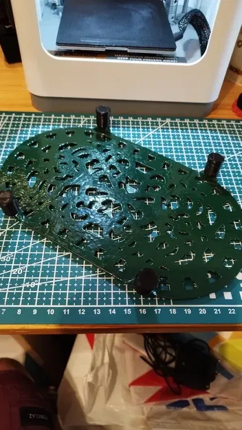 Đế bảo vệ chân cho giá đỡ bằng kim loại - Image 7