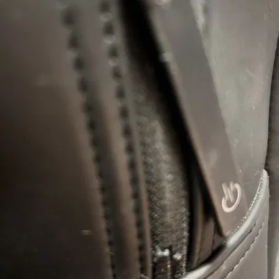 Sửa chữa khóa kéo cho balo yêu thích