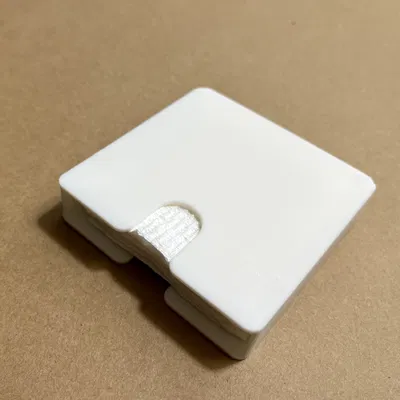 Hộp đựng khăn giấy du lịch có nắp