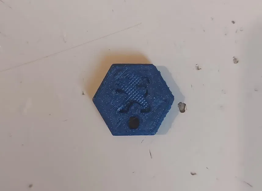 Móc khóa xe Peugeot và móc khóa gara - Image 1