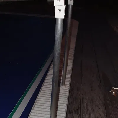 Kẹp cầu thang bể bơi có khớp nối