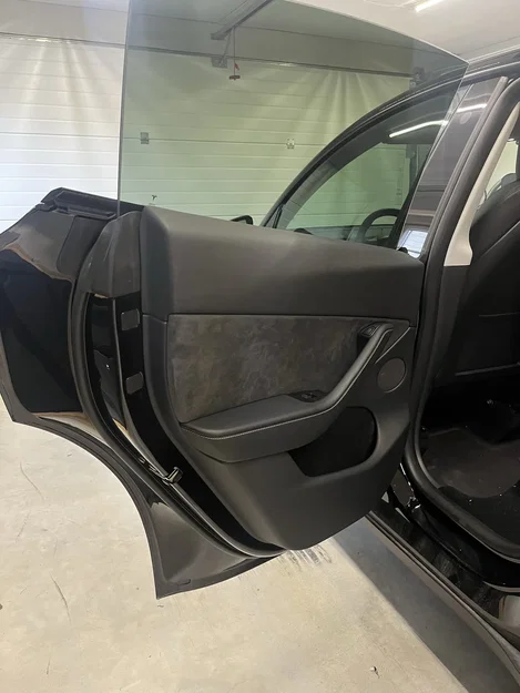 Nắp cao su cửa sau Tesla in 3D - Image 7