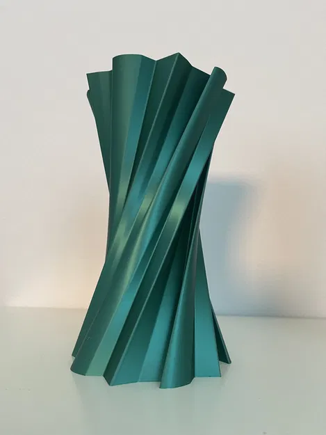 Bình hoa xoắn ốc với hai kích thước khác nhau - Image 2