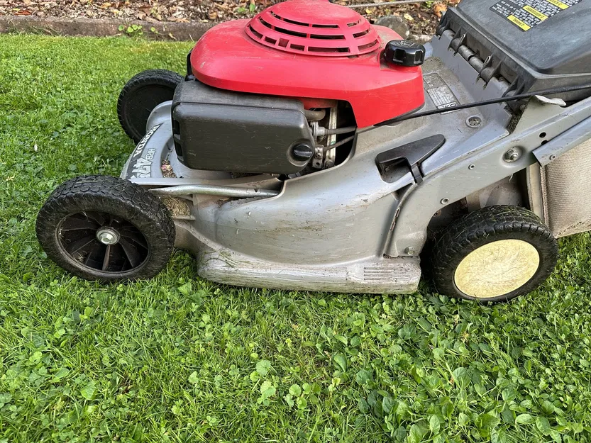 Nắp bánh xe thay thế cho máy cắt cỏ Honda HRB 475 - Image 3