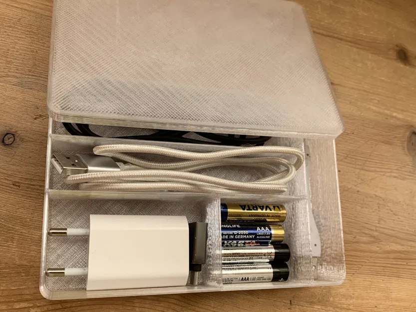 Hộp nhỏ đựng cáp và phụ kiện khi di chuyển - Image 6