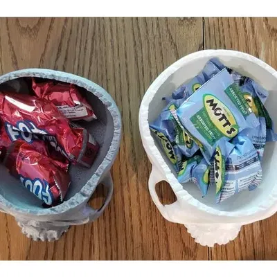 Bát hình sọ người mở rộng với thiết kế oval