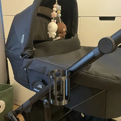 Giá đỡ cốc Britax Smile 4 cho bình và lon