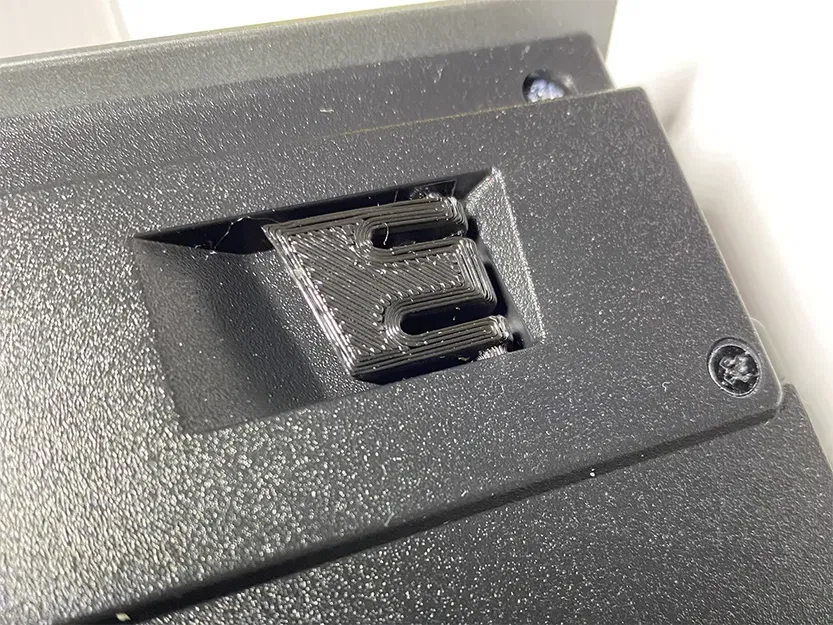 Chân thay thế cho bàn phím Corsair Raptor K30 - Image 2