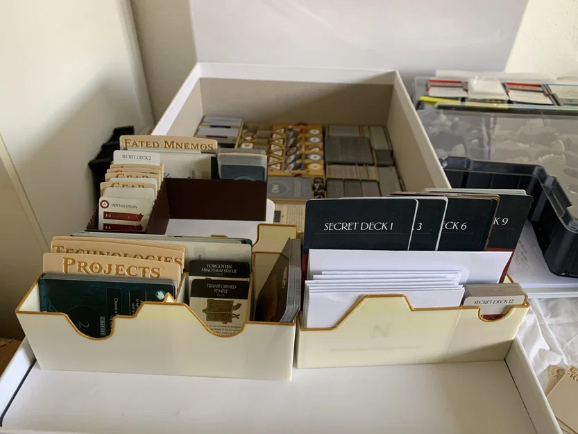 Bộ chia thẻ cho trò chơi Aeon Trespass: Odyssey - Image 2