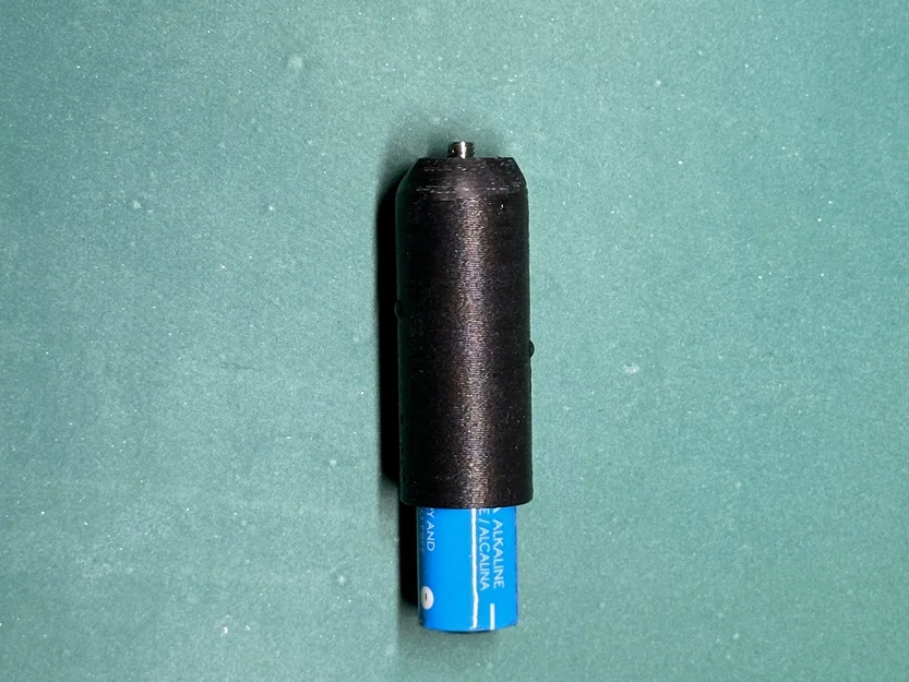 Bộ chuyển đổi pin AAA sang pin AA với 3 loại vít khác nhau - Image 2