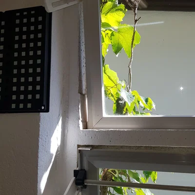 Cơ chế đóng và nghiêng cho cửa sổ chuồng cũ