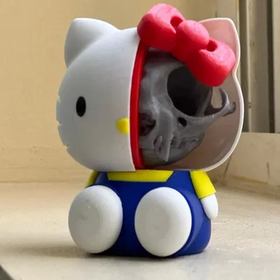Mô hình Hello Kitty nửa bộ xương độc đáo