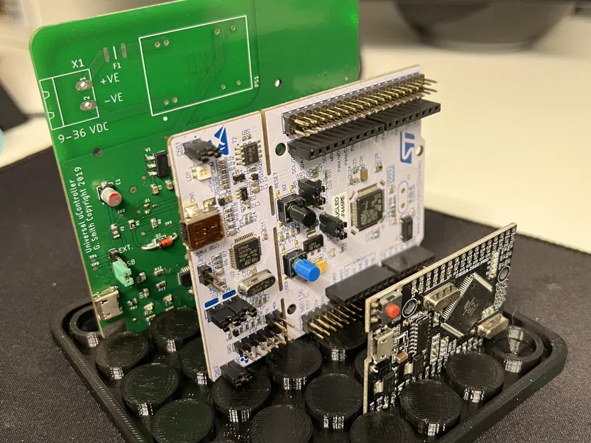 Giá đỡ PCB điều chỉnh kích thước cho việc xếp chồng PCB - Image 1