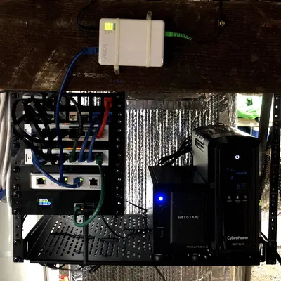 Hệ thống giá đỡ mạng mini 8 inch cho thiết bị Ubiquiti