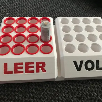 Hộp lưu trữ pin AA (HR6) và AAA (HR03) đã sạc và chưa sạc