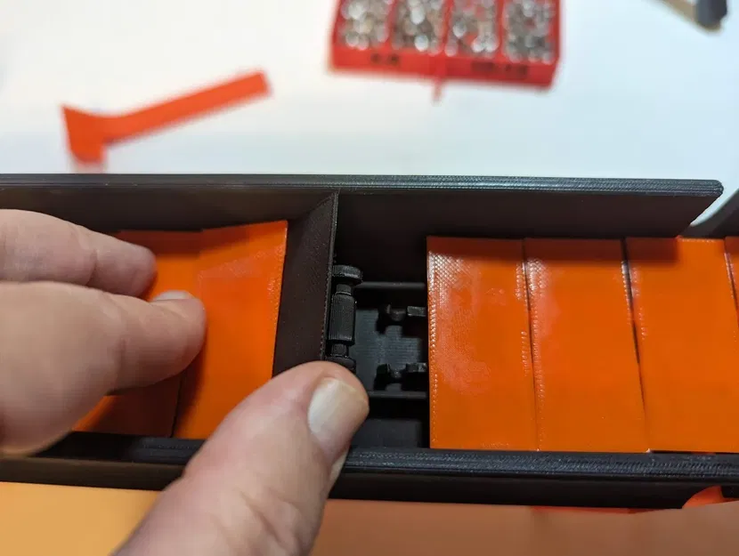 Băng tải xích cho việc xử lý phân từ máy in X1C - Image 11