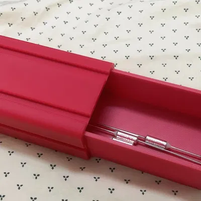 Hộp lưu trữ chồng lên nhau cho linh kiện điện tử