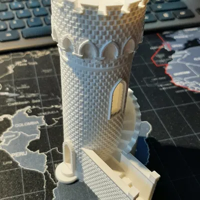 Tháp quan sát Děd cao 12m hình dạng hầm h castle