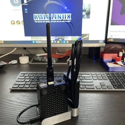 Hộp hacker di động - Caddy cho Raspberry Pi 4 Canakit