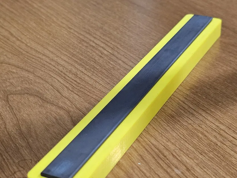 Đế đá cho dụng cụ mài sắc Spyderco Sharpmaker - Image 1