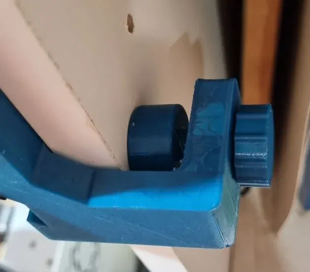 Giá treo hiển thị gắn tường theo kiểu French cleat - Image 2