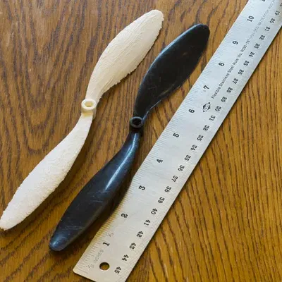 Cánh quạt thay thế cho máy bay RC Ares Gamma 370