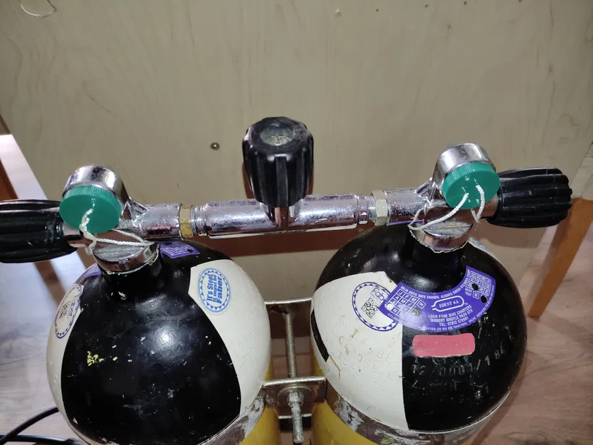 Nắp vặn van DIN cho bình khí lặn scuba chống bụi - Image 1