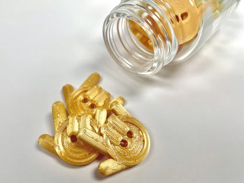 Nút bấm hình tay ILY cho mẹ người khiếm thính - Image 1