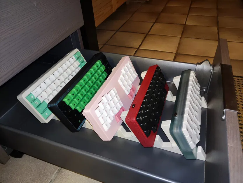 Giá đỡ bàn phím đa năng cho nhiều bàn phím - Image 1