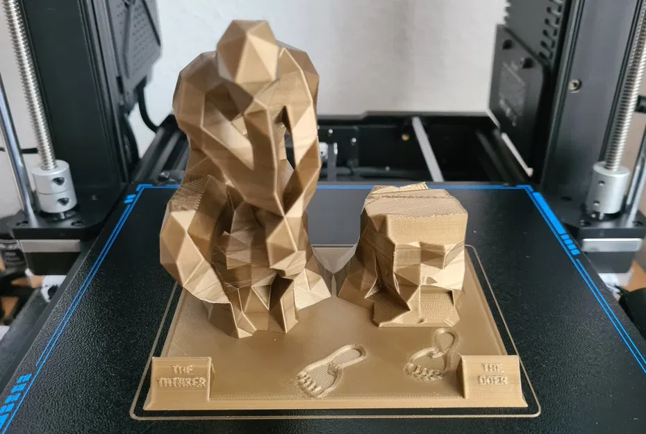 Tượng Người Suy Tư và Người Hành Động phong cách Lowpoly - Image 3