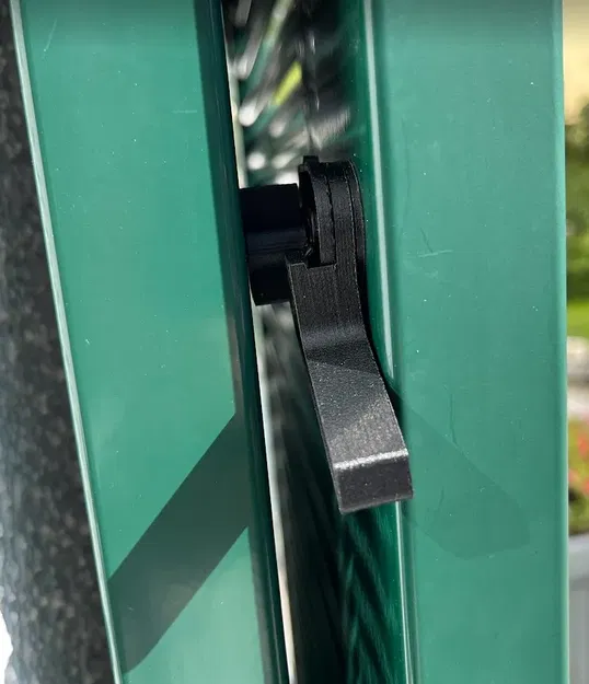 Nắp trung tâm cửa sổ Maco đã qua sử dụng hơn 20 năm - Image 3