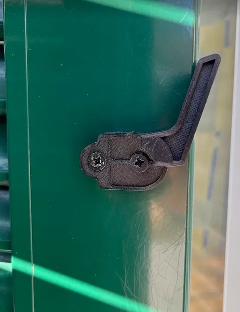 Nắp trung tâm cửa sổ Maco đã qua sử dụng hơn 20 năm - Image 4