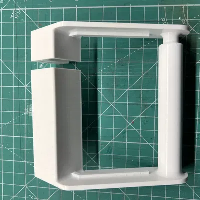 Giá đỡ cuộn giấy vệ sinh cho bức tường bên cạnh lò sưởi