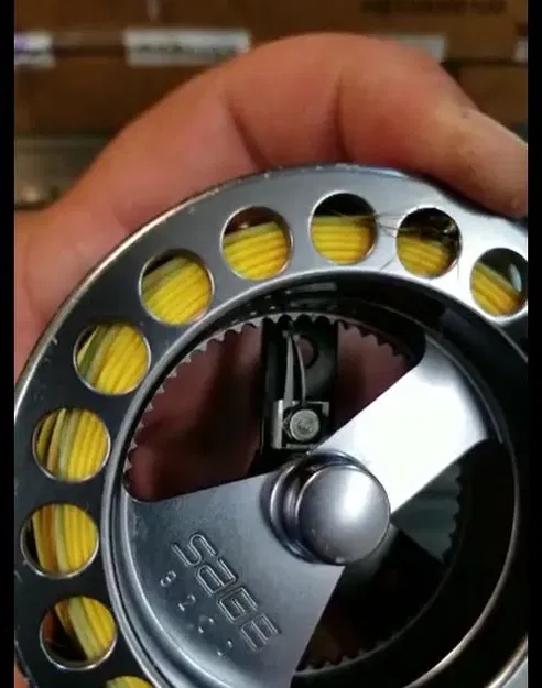 Cuộn câu cá SAGE 3200 với bộ phận clicker thay thế - Image 2