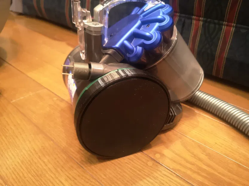 Thay thế bánh xe trái cho máy hút bụi Dyson DC26 - Image 1