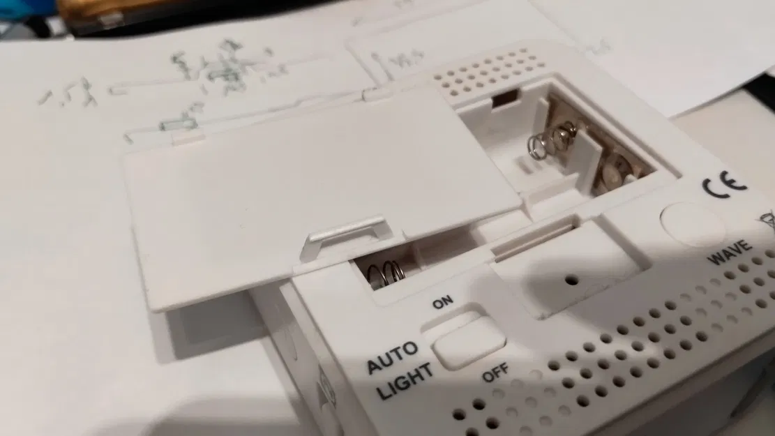 Nắp đậy pin cho đồng hồ báo thức FanJu FJ3533 - Image 3