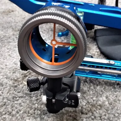 Chân kính Axcel AVX-31 dành cho cung compound