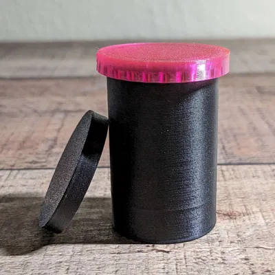 Thay thế hộp đựng phim 35mm cho máy ảnh