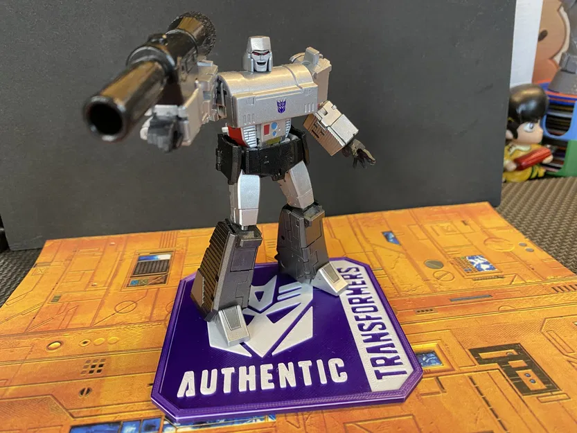 Đế ly Transformers với logo "Authentic" độc đáo - Image 5