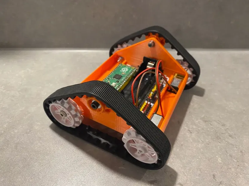 Robot Sumo Battlebot sử dụng Raspberry Pi Pico và Wukong 2040 - Image 1