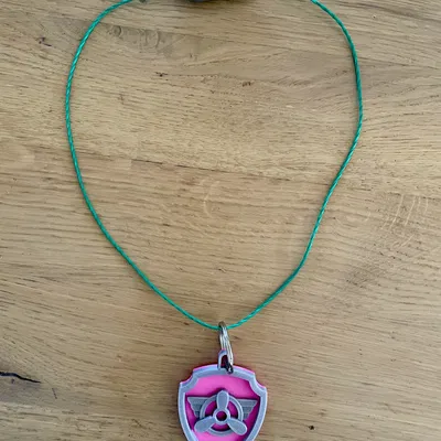 Khóa dây chuyền từ tính an toàn cho trẻ em