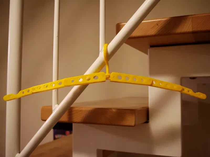 Móc treo áo khoác du lịch gập gọn nhẹ 37 gram - Image 1