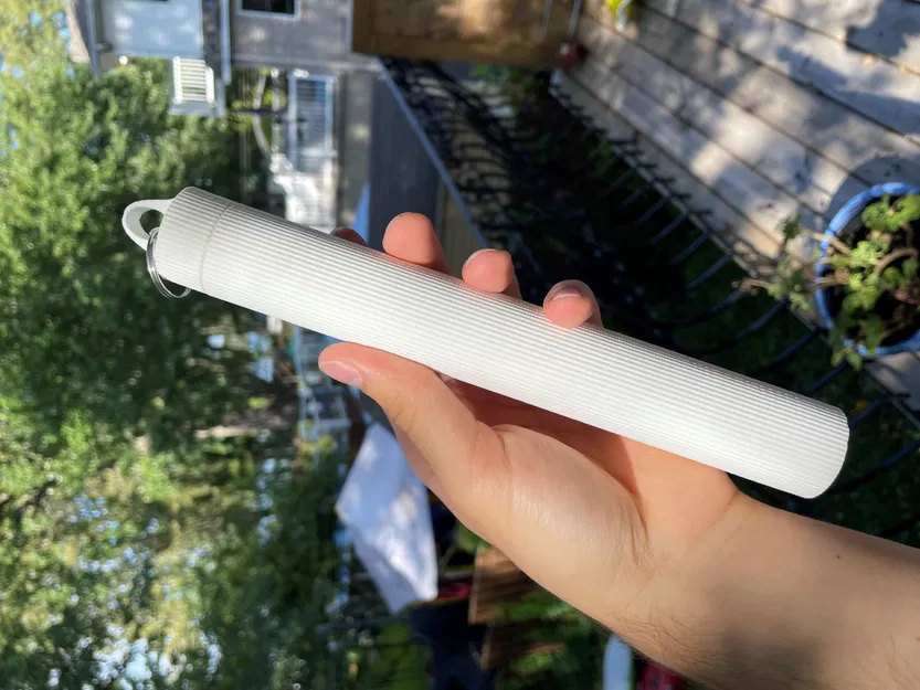 Hộp đựng bàn chải đánh răng du lịch có móc treo - Image 2