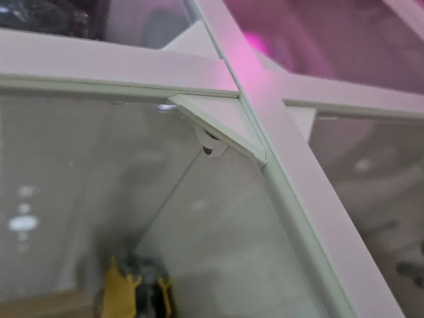 Giá đỡ Plexiglass cho ngăn Kallax với nam châm - Image 2