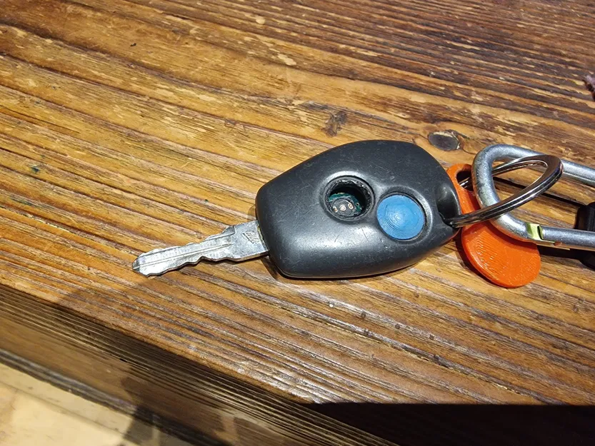 Nút bấm TPU thay thế cho chìa khóa Dacia - Image 1