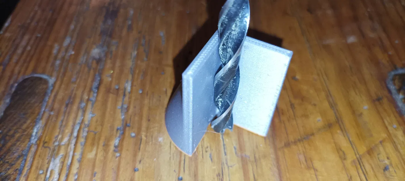 Hướng dẫn khoan với mọi kích thước mũi khoan - Image 1